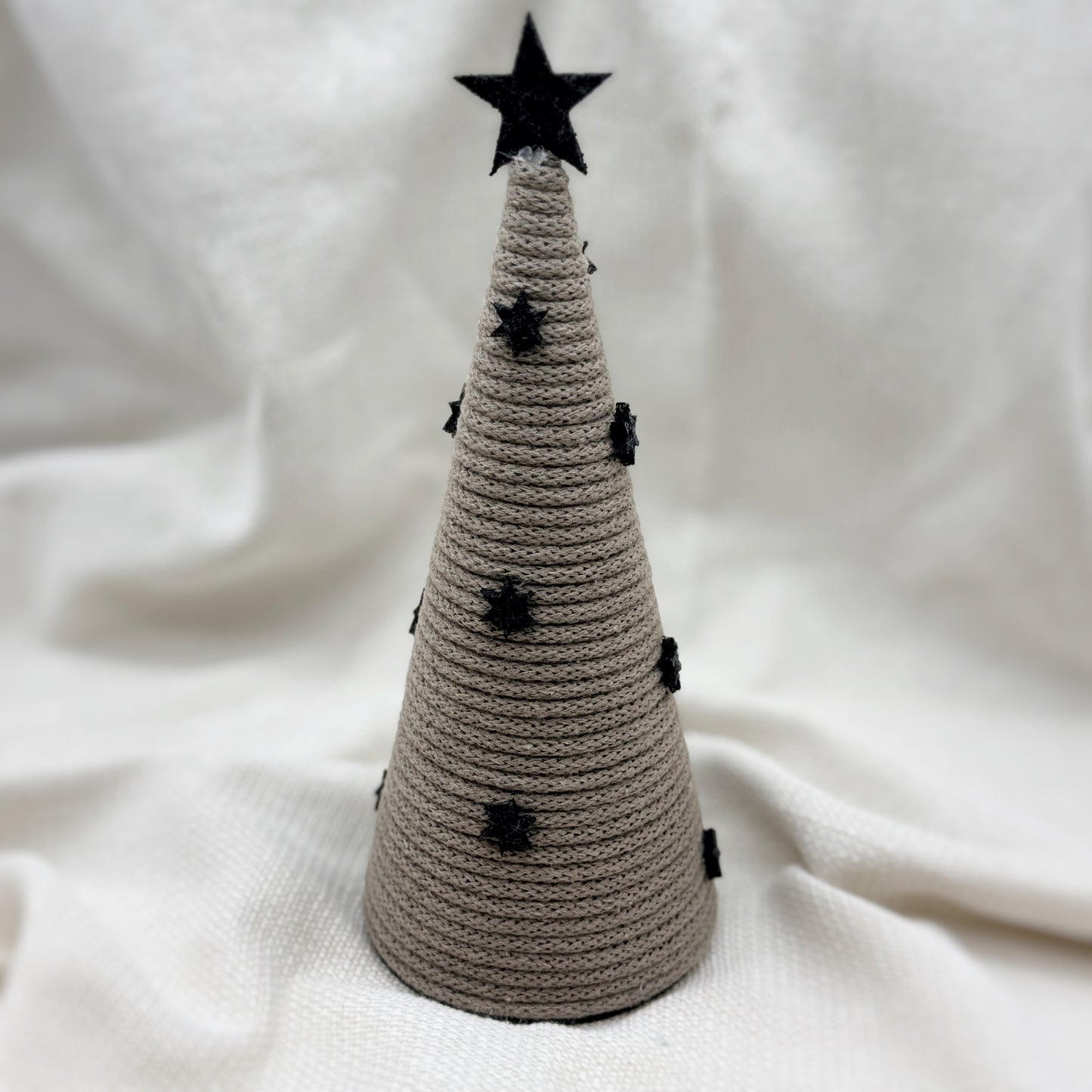 Makramee-Weihnachtsdeko Baum