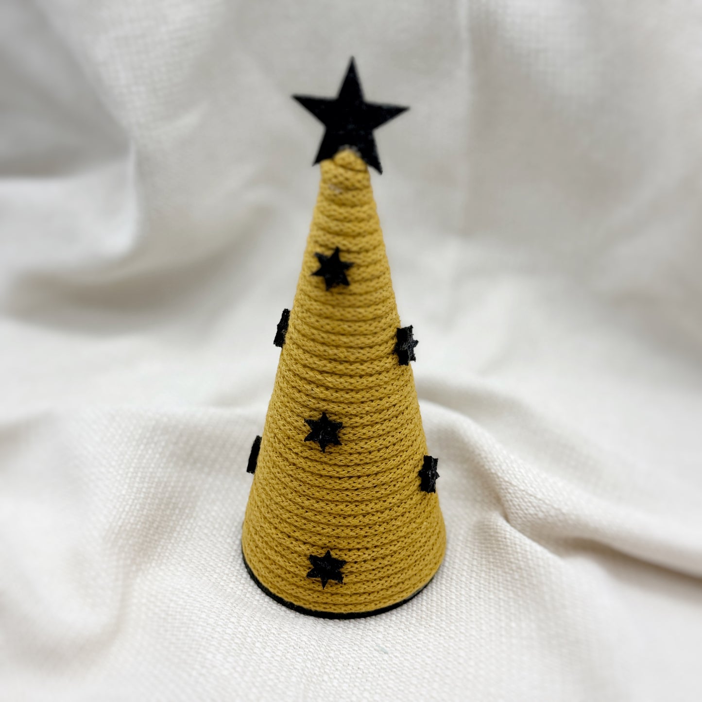 Makramee-Weihnachtsdeko Baum